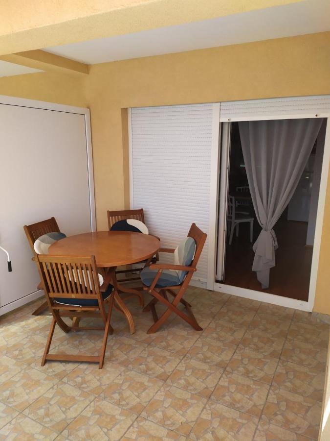 Zobic Family Apartments Rab Town Exterior photo